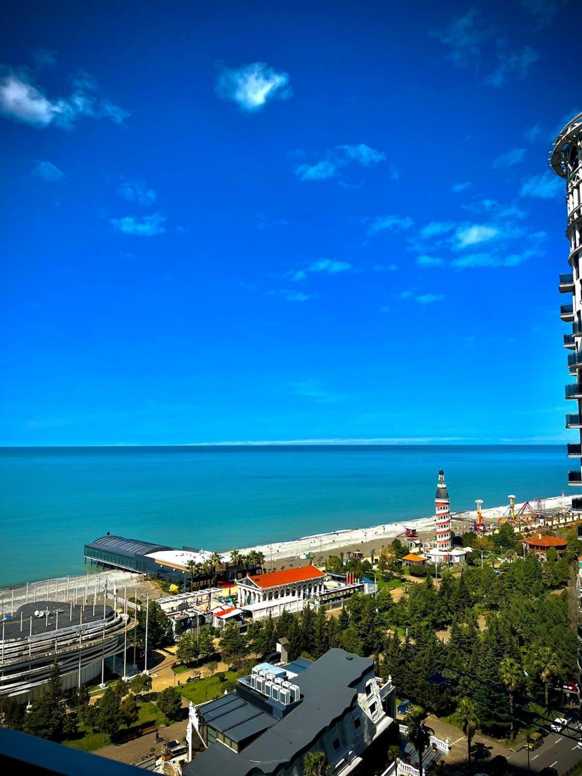 Holiday Premium Apartments Batumi Exteriör bild