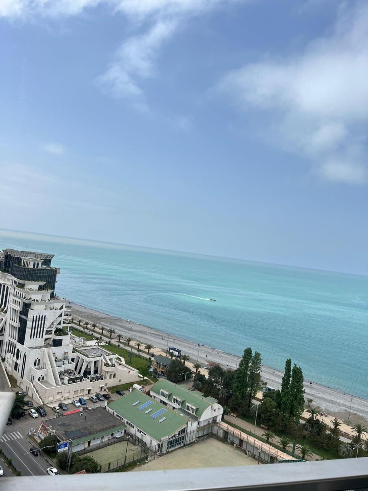 Holiday Premium Apartments Batumi Exteriör bild
