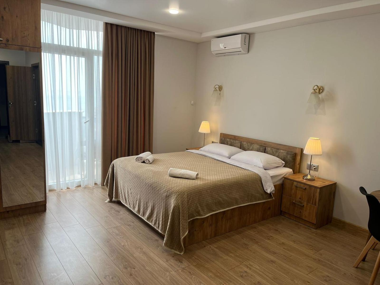 Holiday Premium Apartments Batumi Exteriör bild