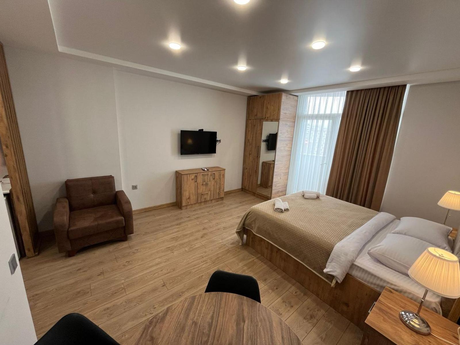 Holiday Premium Apartments Batumi Exteriör bild