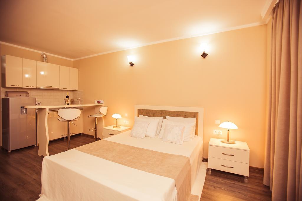 Holiday Premium Apartments Batumi Exteriör bild