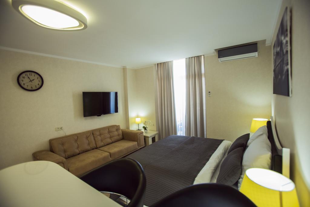 Holiday Premium Apartments Batumi Exteriör bild